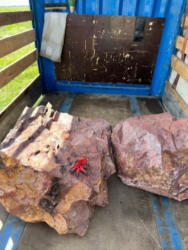 Ландшафтные глыбы красно-фиолетовые 200-1000 килограмм купить в Курской области