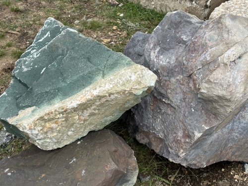 Камни для ландшафтного дизайна зелёные 10-60 килограмм купить в Курской области