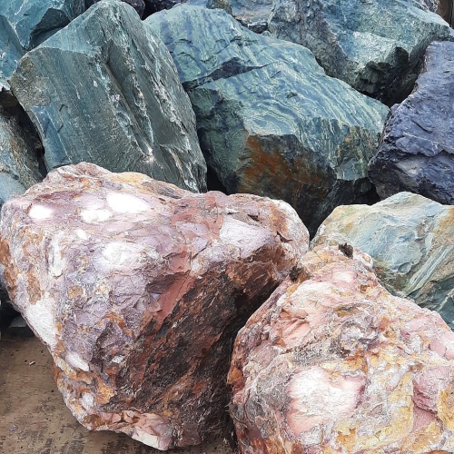 Ландшафтные глыбы красно-фиолетовые 200-1000 килограмм купить в Курской области