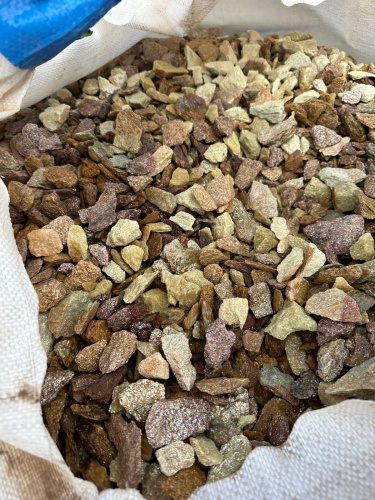 Златолит персиковый декоративная каменная крошка купить в Курской области