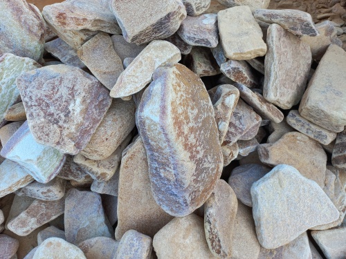 Златолит жёлтый, жёлто-зелёный глыбки и валуны для ланшафтного дизайна купить в Курской области