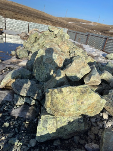 Камни для ландшафтного дизайна зелёные 10-60 килограмм купить в Курской области