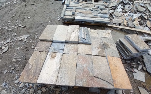 Плитка пилёная златолит Уральский для цоколя, отмостки купить в Курской области