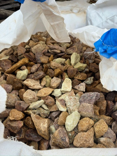 Златолит персиковый декоративная каменная крошка купить в Курской области