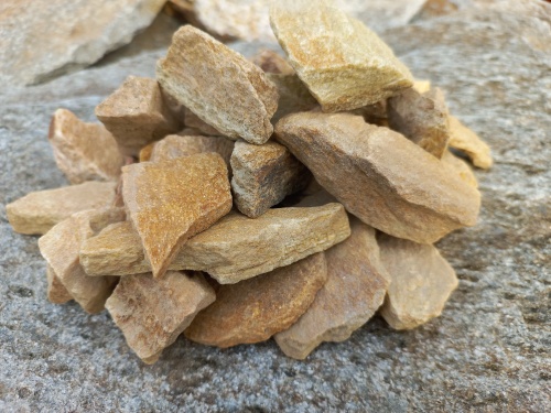 Златолит жёлтый декоративная каменная крошка купить в Курской области